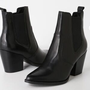 steve madden black pointed chelsea booties 6.5